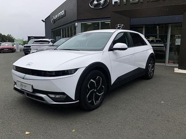 Blanc Utilisé 2022 Hyundai Ioniq 5 SUV | 25 990 € (Prix juste) - Image 1/4
