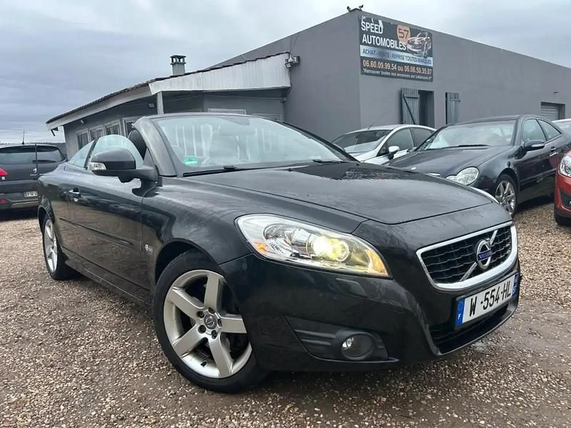 Noir Utilisé 2010 Volvo C70 Summum Cabriolet | 9 999 € - Image 1/4