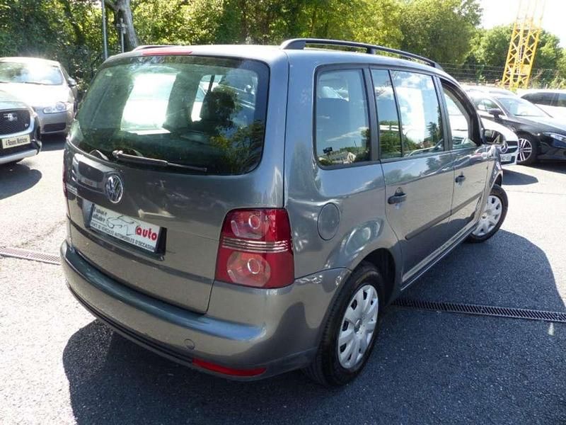 Occasion VW Touran Trendline 102 ch (75 kW) 2007 Gris Monospace