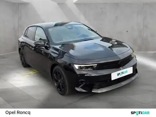 Noir karbon métallisé Utilisé 2025 Opel Astra GSe Berline | 28 990 € - Image 1/4