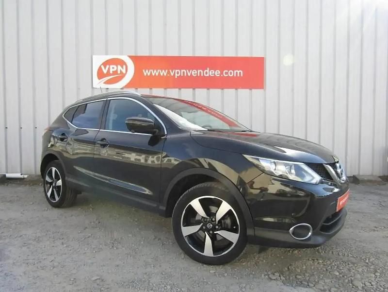 Noir Utilisé 2017 Nissan Qashqai N-Connecta SUV | 11 990 € (Prix juste) - Image 1/4