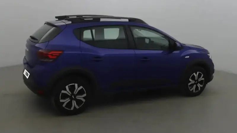 Image 2/4