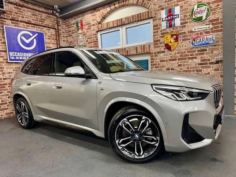 Gris Occasion 2025 BMW X1 M Sport SUV | 50 225 € (Prix juste) - Image 1/4