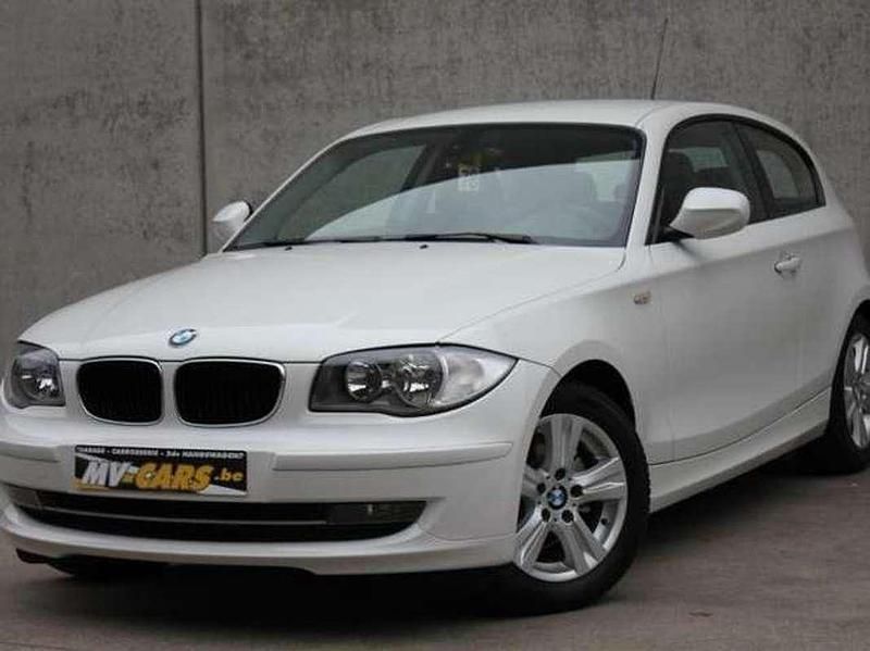 Occasion BMW 116 122 ch (89 kW) 2012 Blanc Citadine