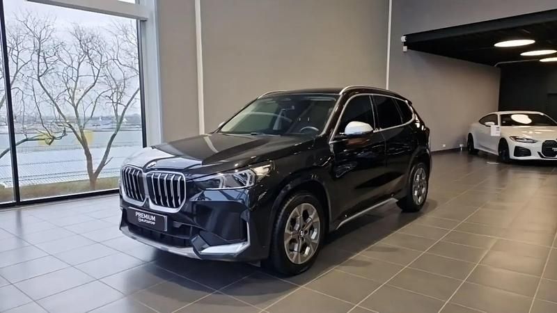 Noir Occasion 2022 BMW X1 xLine SUV | 31 990 € (Super prix) - Image 1/4