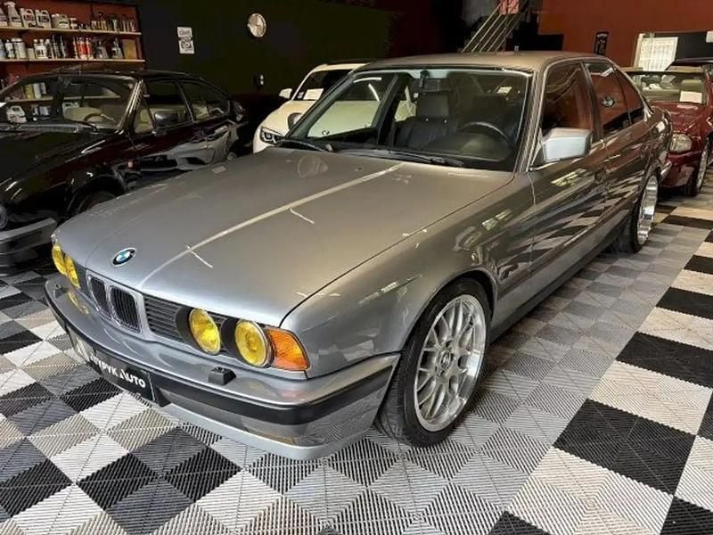 Gris Occasion 1988 BMW 535 Berline | 17 900 € - Image 1/4