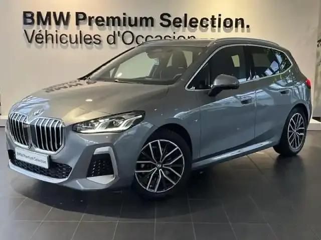 Gris Utilisé 2023 BMW 218 M Sport Monospace | 34 990 € (Prix juste) - Image 1/4