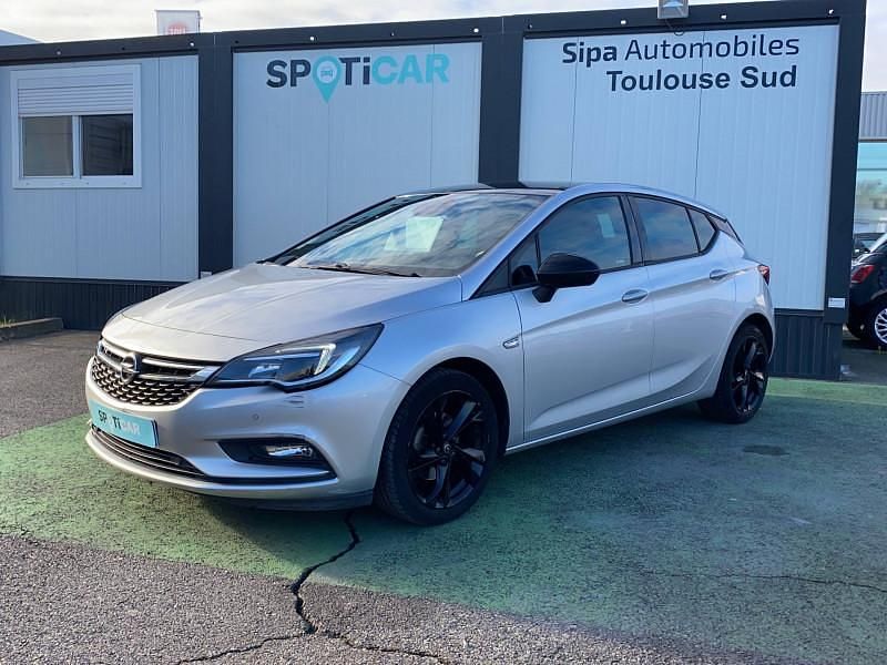 Utilisé 2018 Opel Astra Edition Berline | 10 890 € (Prix cher) - Image 1/4