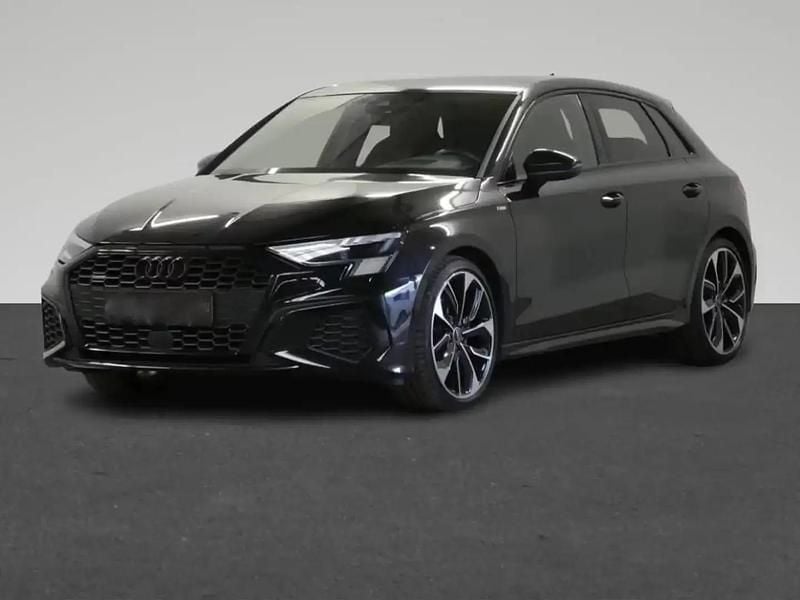 Noir Occasion 2023 Audi A3 S-Line SUV | 36 950 € - Image 1/4
