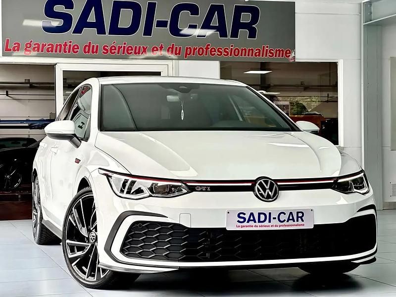 Blanc Utilisé 2021 VW Golf VIII GTI Berline | 28 990 € (Prix juste) - Image 1/4