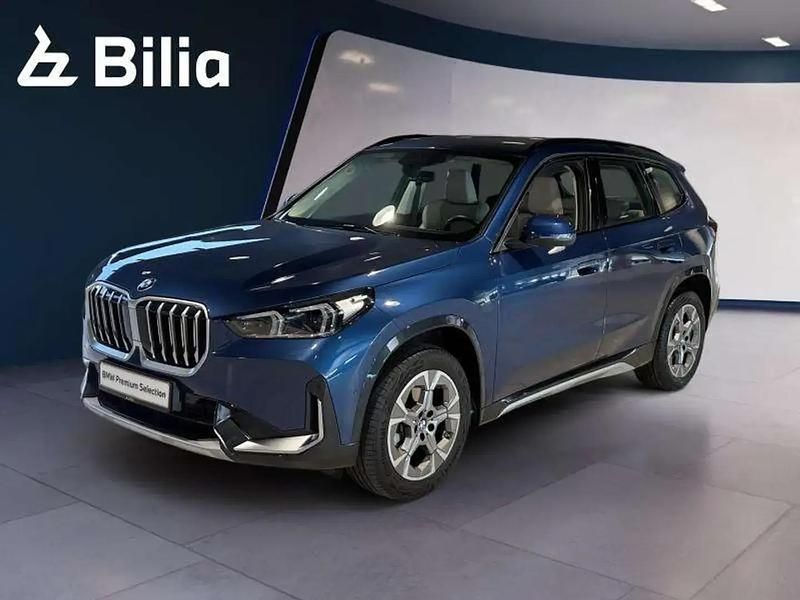 Bleu Occasion 2024 BMW X1 xLine SUV | 42 990 € (Prix assez cher) - Image 1/4