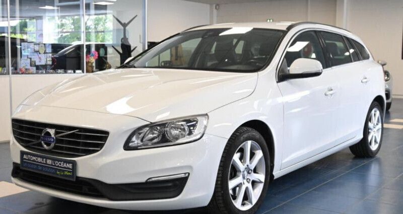 Blanc Utilisé 2016 Volvo V60 Business Edition Break | 13 895 € - Image 1/4
