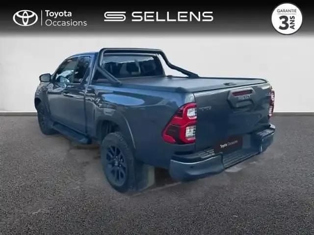 Occasion Toyota HiLux 204 ch (150 kW) 2023 Gris atlas métallisé Pick-up