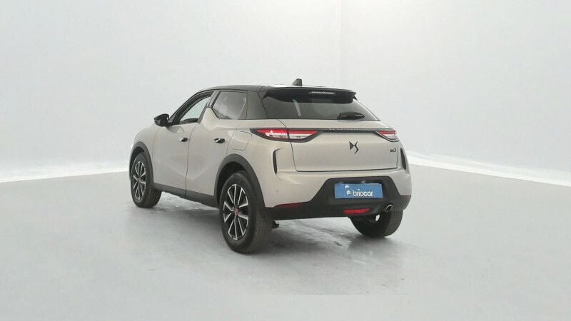 Image 3/4