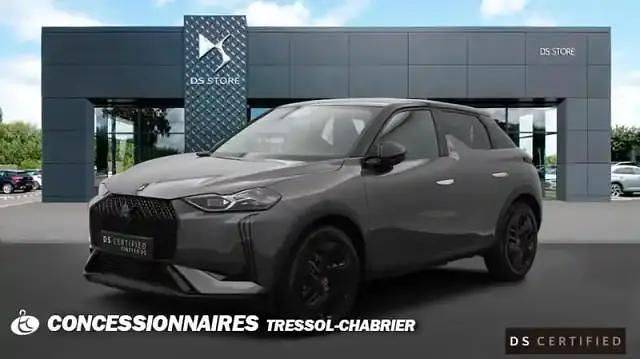 Gris Utilisé 2023 DS Automobiles DS3 Crossback E-Tense Performance Line Plus SUV | 21 690 € (Super prix) - Image 1/4