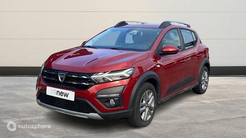 Rouge Utilisé 2021 Dacia Sandero Comfort Citadine | 13 499 € (Prix juste) - Image 1/4