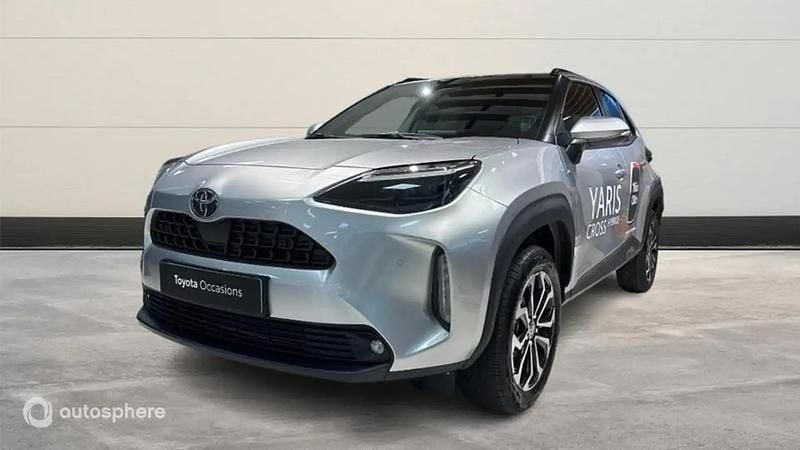 Utilisé 2025 Toyota Yaris Cross Design SUV | 28 990 € (Prix assez cher) - Image 1/4