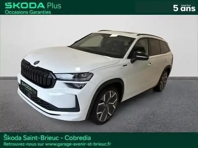 Blanc lune métallisée Utilisé 2025 Skoda Kodiaq SportLine SUV | 49 990 € - Image 1/4