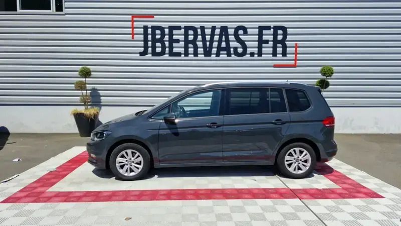 Utilisé 2020 VW Touran LOUNGE Monospace | 22 499 € (Prix juste) - Image 1/4