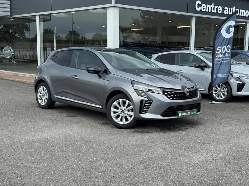 Gris Nouvelle 2025 Renault Clio V Evolution Berline | 19 960 € (Prix juste) - Image 1/4