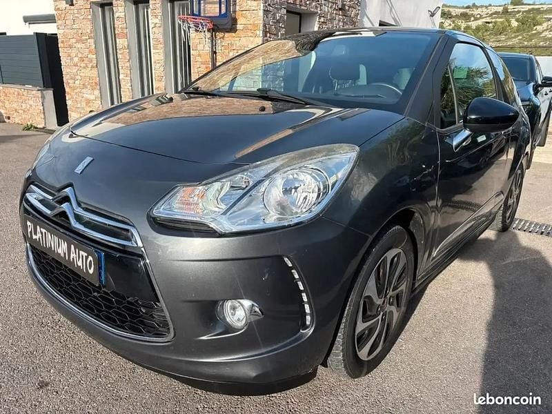 Gris Utilisé 2014 Citroën DS3 So Chic Berline | 7 490 € (Bon prix) - Image 1/4