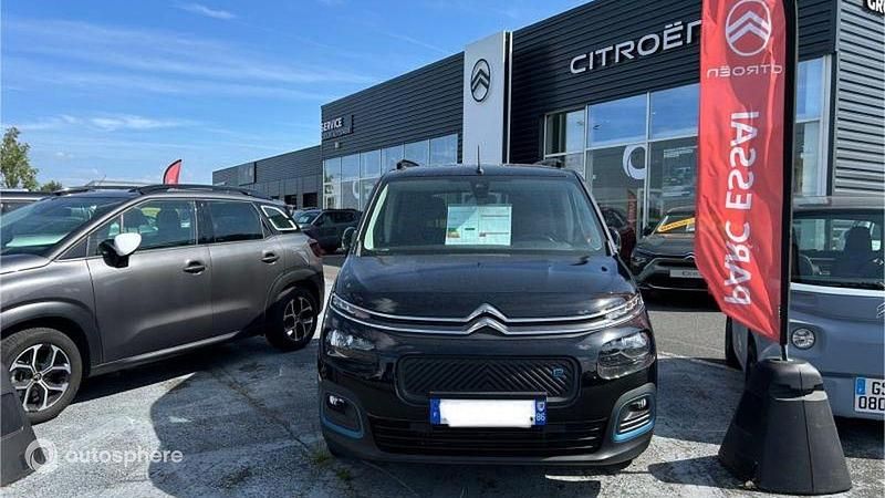 Noir Nouvelle 2025 Citroën e-Berlingo Shine Monospace | 37 799 € - Image 1/4