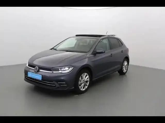 Gris cendré métallisé Occasion 2025 VW Polo Style Berline | 24 490 € (Prix assez cher) - Image 1/4