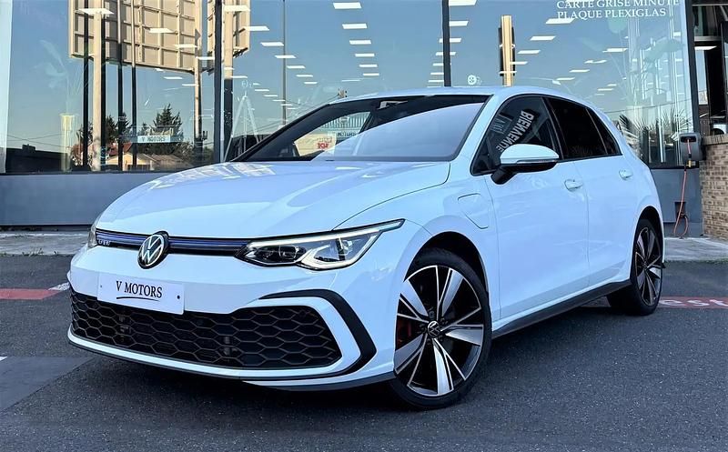 Blanc Utilisé 2021 VW Golf VIII GTE Berline | 25 990 € (Prix juste) - Image 1/4