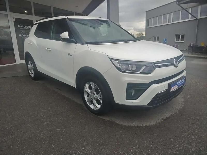 Blanc Utilisé 2022 Ssangyong (KGM) Tivoli SUV | 15 990 € - Image 1/4