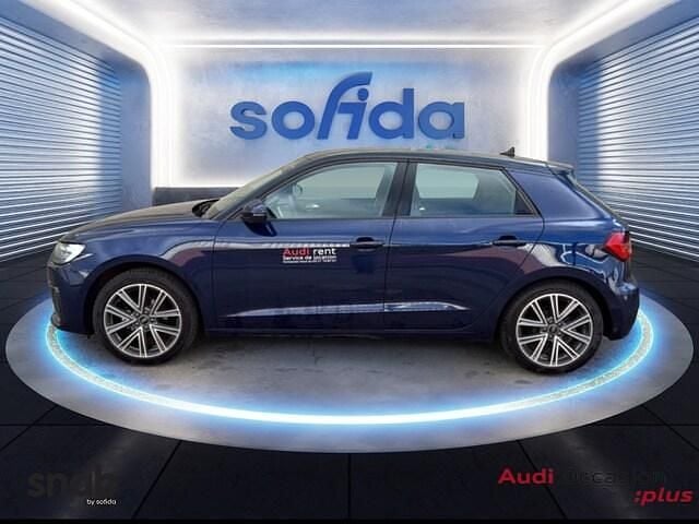 Occasion Audi A1 Sportback Design 95 ch (69 kW) 2026 Bleu navarre métallisé noir mythe métallisé Citadine