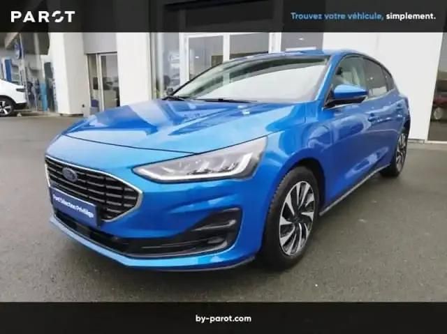 Bleu métallisé Occasion 2025 Ford Focus Business Edition Berline | 22 900 € (Bon prix) - Image 1/4