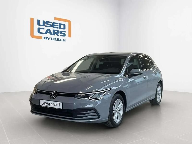 Gris Utilisé 2022 VW Golf VIII Life Berline | 24 092 € (Prix juste) - Image 1/4