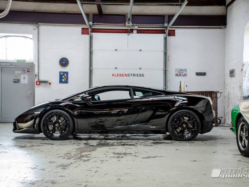 Noir Utilisé 2010 Lamborghini Gallardo Coupé | 109 999 € - Image 1/4