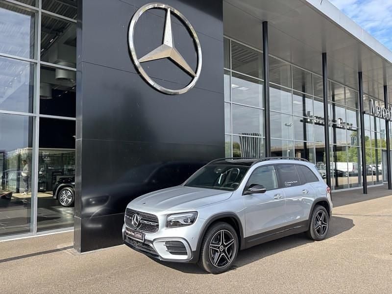 Utilisé 2025 Mercedes GLB200 AMG line SUV | 54 990 € (Prix cher) - Image 1/4
