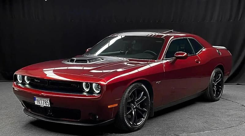 Rouge Occasion 2018 Dodge Challenger Coupé | 46 990 € - Image 1/4