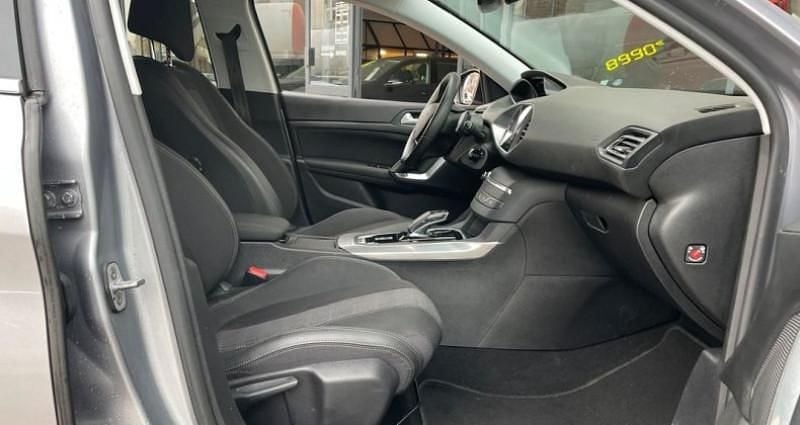 Occasion Peugeot 308 Allure 131 ch (96 kW) 2021 Gris Berline