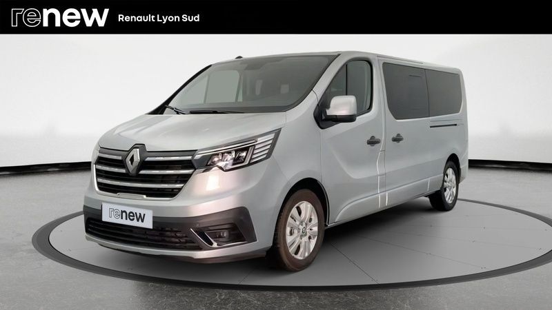 Gris Utilisé 2024 Renault Trafic Intens Van | 38 500 € (Prix juste) - Image 1/4