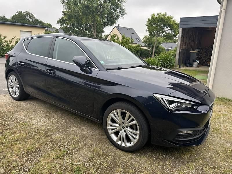 Utilisé 2022 Seat Leon Berline | 20 390 € (Prix juste) - Image 1/3