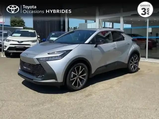 Gris minéral métallisé Occasion 2025 Toyota C-HR Design SUV | 39 250 € - Image 1/4