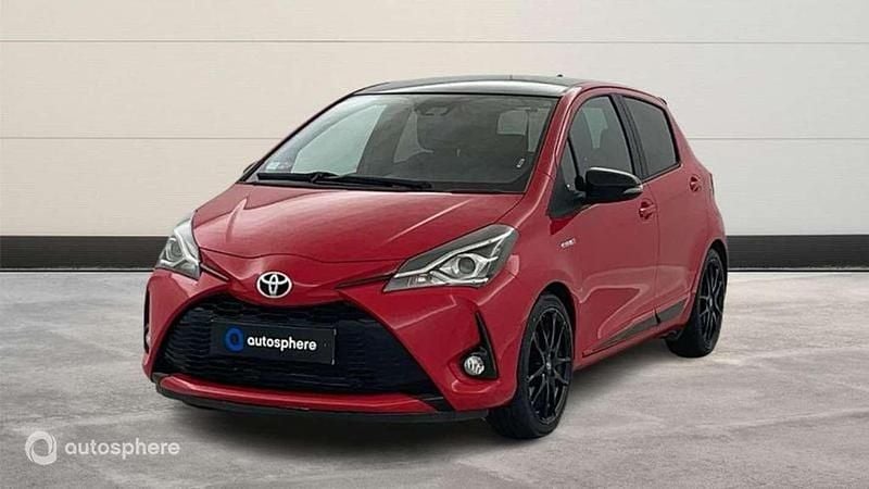 Occasion Toyota Yaris Hybrid 76 ch (55 kW) 2019 Rouge Berline