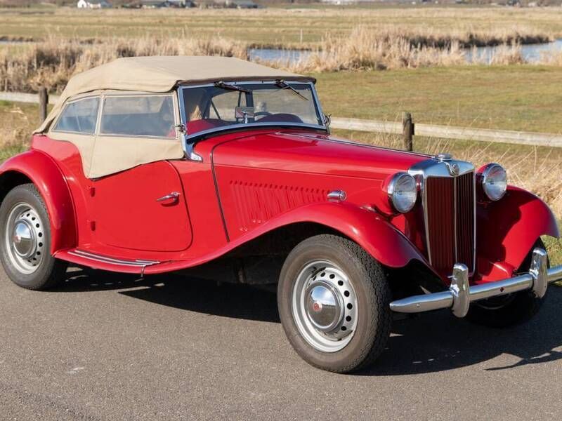 Rouge Utilisé 1952 MG TD Cabriolet | 34 500 € - Image 1/4