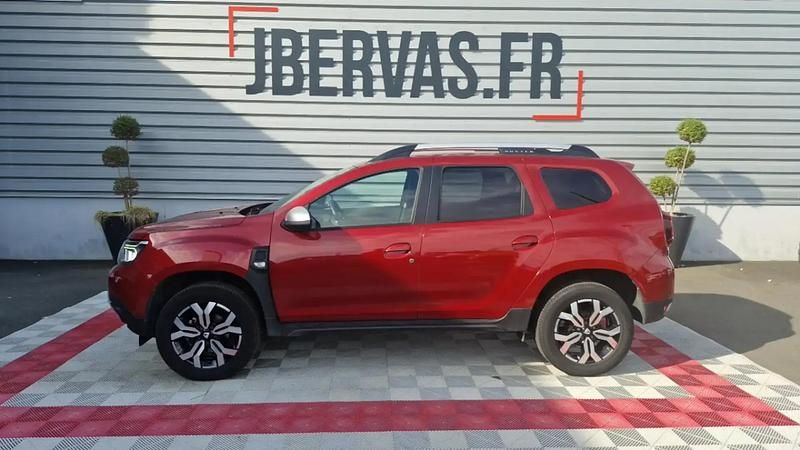 Rouge Utilisé 2022 Dacia Duster Prestige SUV | 16 599 € (Prix juste) - Image 1/4