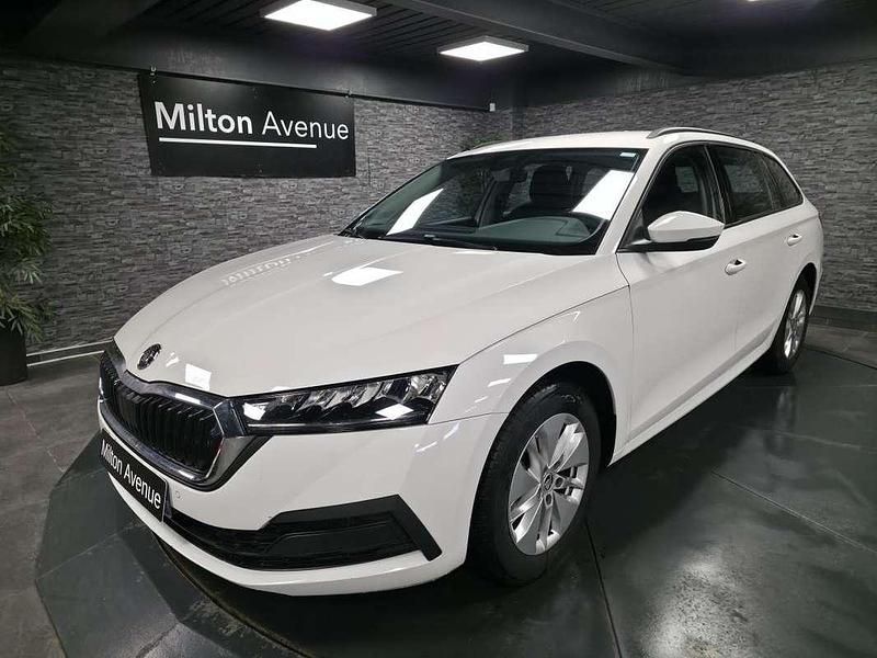 Occasion Skoda Octavia Ambition 116 ch (85 kW) 2023 Blanc Break