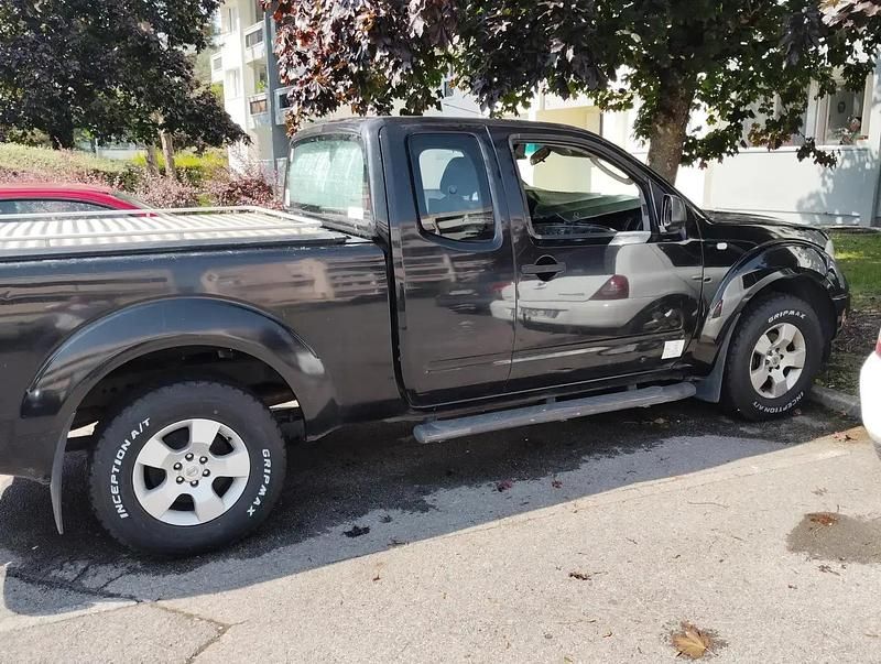 Noir Utilisé 2006 Nissan Navara Pick-up | 4 750 € - Image 1/4