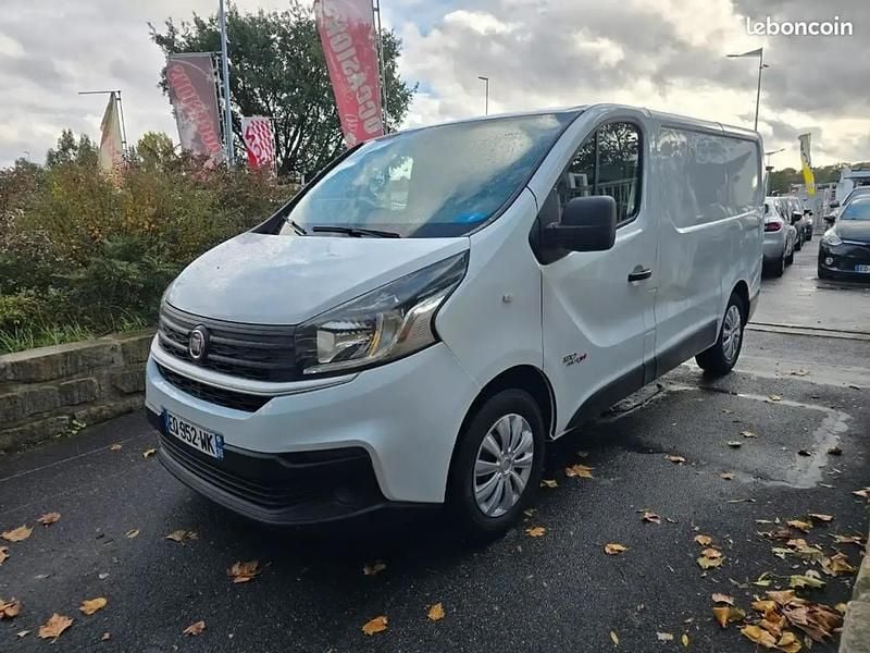 Blanc Utilisé 2017 Fiat Talento Van | 9 990 € - Image 1/4