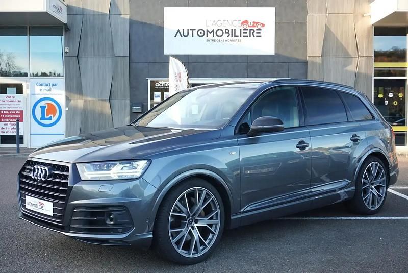 Gris Utilisé 2018 Audi Q7 Sport SUV | 44 490 € - Image 1/4