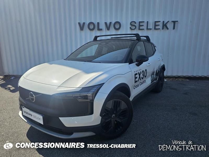 Occasion 2025 Volvo EX30 CC Performance | 53 000 € - Image 1/4