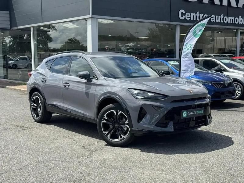 Gris Nouvelle 2025 Cupra Formentor SUV | 38 890 € (Prix juste) - Image 1/4