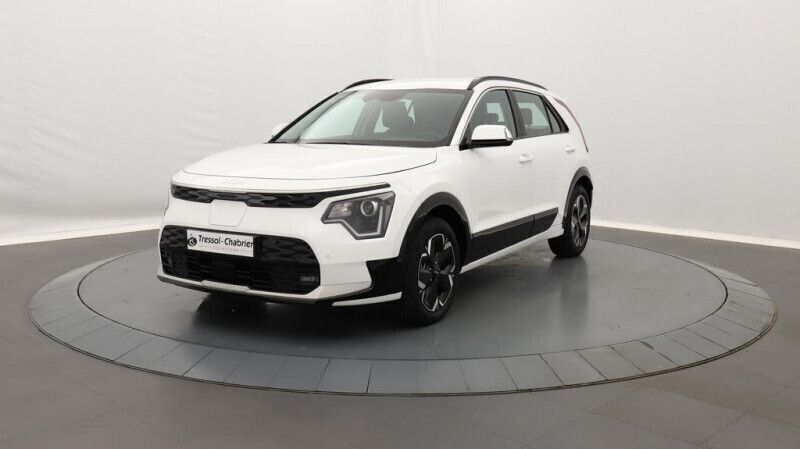 Blanc Utilisé 2023 Kia e-Niro 2 SUV | 28 459 € (Prix juste) - Image 1/4