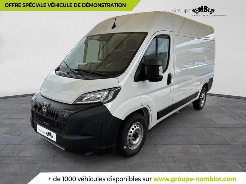 Blanc Nouvelle 2025 Peugeot Boxer S Van | 41 990 € - Image 1/3